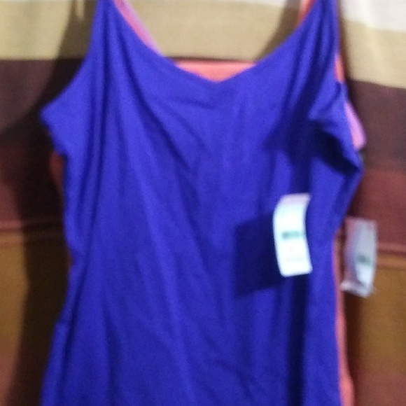 Womens tank tops-Misses size Medium - Picture 6 of 8